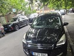 Negru Utilizat 2014 Ford Kuga SUV | 9.200 EUR (Preț OK)