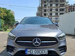 Gri Utilizat 2019 Mercedes B200 Monovolum | 25.500 EUR