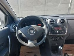 Utilizat 2014 Dacia Logan Berlinǎ | 3.550 EUR (Preț bun)