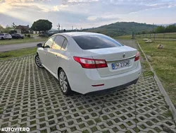 Alb Utilizat 2011 Renault Latitude Initiale Berlinǎ | 5.500 EUR