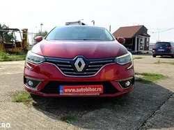 Culoarerosu Utilizat 2017 Renault Mégane IV Zen Break | 13.890 EUR