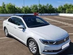 Alb Utilizat 2018 VW Passat Berlinǎ | 15.250 EUR (Preț OK)