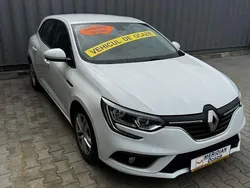Alb Utilizat 2021 Renault Mégane IV Zen Hatchback | 13.899 EUR (Puțin scump)