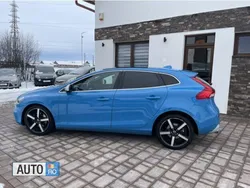 Albastru Utilizat 2015 Volvo V40 Break | 9.650 EUR (Puțin scump)