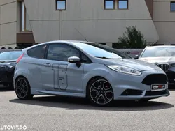 Gri Utilizat 2016 Ford Fiesta ST Hatchback | 15.800 EUR