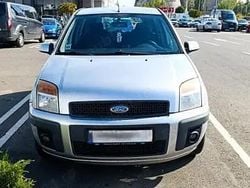Utilizat 2007 Ford Fusion Monovolum | 1.000 EUR (Preț bun)