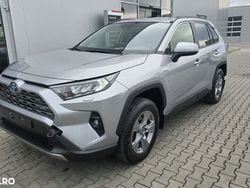 Argint Utilizat 2024 Toyota RAV4 Hybrid SUV | 41.200 EUR (Preț bun)