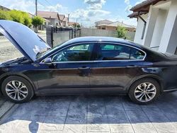 Negru Utilizat 2015 VW Passat Berlinǎ | 11.000 EUR (Preț OK)