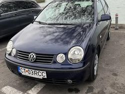 Albastru Utilizat 2003 VW Polo Hatchback | 2.600 EUR