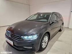 Gri Utilizat 2023 VW Passat Comfortline Break | 31.826 EUR