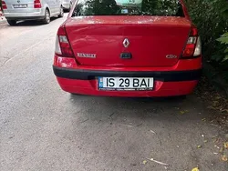 Rosu Utilizat 2004 Renault Clio II | 1.500 EUR (Preț OK)