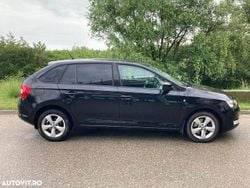 Negru Utilizat 2013 Skoda Rapid Elegance Hatchback | 6.000 EUR (Preț OK)