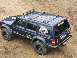 Utilizat 2000 Jeep Cherokee SUV | 6.100 EUR
