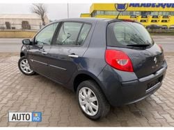 Utilizat 2006 Renault Clio II | 2.850 EUR