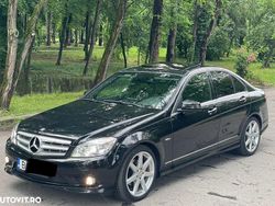 Culoarenegru Utilizat 2010 Mercedes C180 Avantgarde Berlinǎ | 9.999 EUR (Scump)