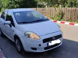 Utilizat 2008 Fiat Grande Punto Hatchback | 1.900 EUR