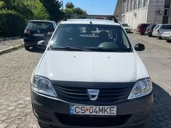 Utilizat 2011 Dacia Logan Berlinǎ | 900 EUR