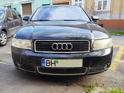 Utilizat 2005 Audi A4 Berlinǎ | 900 EUR (Super Preț)
