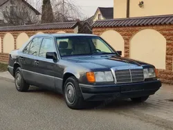 Utilizat 1992 Mercedes 250 Berlinǎ | 6.399 EUR