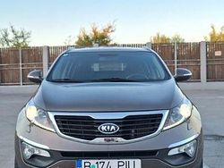 Culoaremaro Utilizat 2011 Kia Sportage SUV | 9.100 EUR (Scump)