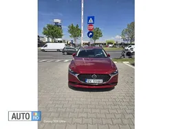 Rosu Utilizat 2024 Mazda 3 Exclusive-Line Berlinǎ | 24.500 EUR (Preț OK)