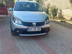 Gri Utilizat 2010 Dacia Sandero Stepway Hatchback | 3.300 EUR (Preț bun)