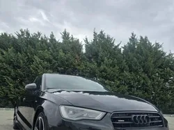 Culoarenegru Utilizat 2015 Audi A3 Comfort Berlinǎ | 11.350 EUR (Preț bun)