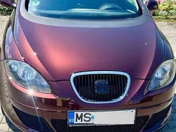 Culoarerosu Utilizat 2007 Seat Altea XL Monovolum | 3.500 EUR (Puțin scump)