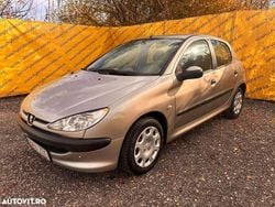 Culoaregri Utilizat 2006 Peugeot 206 Hatchback | 950 EUR (Preț OK)