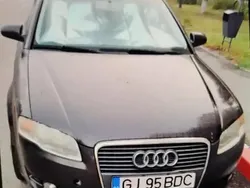 Utilizat 2006 Audi A4 Berlinǎ | 1.500 EUR