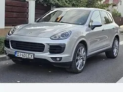 Utilizat 2015 Porsche Cayenne SUV | 21.500 EUR