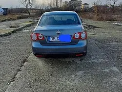 Gri Utilizat 2008 VW Jetta Berlinǎ | 2.999 EUR (Preț bun)