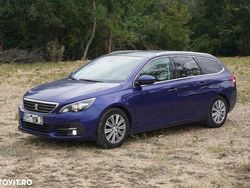 Culoarealbastru Utilizat 2017 Peugeot 308 Active Break | 5.990 EUR (Preț bun)