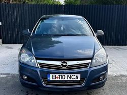 Albastru Utilizat 2011 Opel Astra Hatchback | 3.500 EUR (Preț OK)