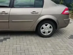 Utilizat 2008 Renault Mégane III Berlinǎ | 2.400 EUR (Preț OK)