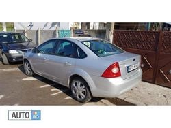 Argintiu Utilizat 2008 Ford Focus Berlinǎ | 3.700 EUR (Puțin scump)