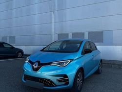 Culoarealbastru Utilizat 2022 Renault Zoe Iconic Hatchback | 17.900 EUR (Preț bun)