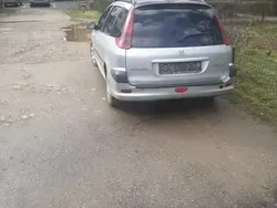 Utilizat 2004 Peugeot 206 Break | 2.500 EUR (Puțin scump)