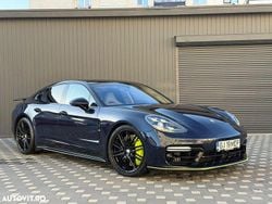 Culoarealbastru Utilizat 2018 Porsche Panamera Turbo Sport Turismo Berlinǎ | 67.300 EUR