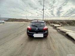 Gri Utilizat 2014 Renault Mégane III Hatchback | 4.700 EUR (Preț bun)