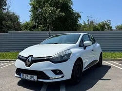 Alb Utilizat 2016 Renault Clio IV Zen Hatchback | 5.799 EUR (Preț OK)