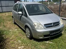 Argint Utilizat 2006 Opel Meriva Monovolum | 1.600 EUR (Preț OK)