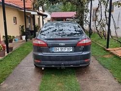 Utilizat 2010 Ford Mondeo Berlinǎ | 2.800 EUR (Preț bun)