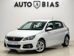 Alb Utilizat 2019 Peugeot 308 Active Hatchback | 10.989 EUR