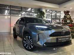 Bej Nouă 2024 Toyota Yaris Cross SUV | 28.280 EUR