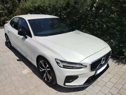Alb Utilizat 2020 Volvo S60 R-Design Berlinǎ | 29.500 EUR