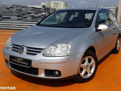 Argint Utilizat 2008 VW Golf VI Coupe | 2.890 EUR (Preț bun)