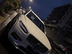 Culoarealb Utilizat 2021 Volvo XC90 Inscription SUV | 33.800 EUR (Preț bun)