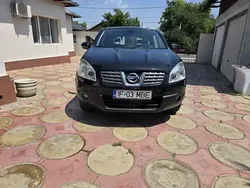 Negru Utilizat 2009 Nissan Qashqai Tekna SUV | 5.000 EUR (Preț bun)