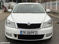 Culoarealb Utilizat 2011 Skoda Octavia Classic Berlinǎ | 1.900 EUR (Preț bun)